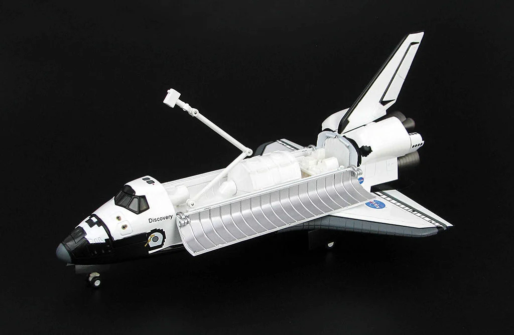 Rockwell International Space Shuttle Orbiter Discovery 1:200 Scale Diecast Model - Hobby Master