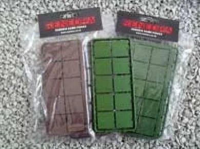 25 mm Square Plastic Bases (30) - Renedra Limited