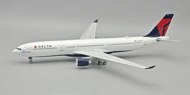 Delta Air Lines Airbus A330-323 N821NW IF333DL0825 Scale 1:200