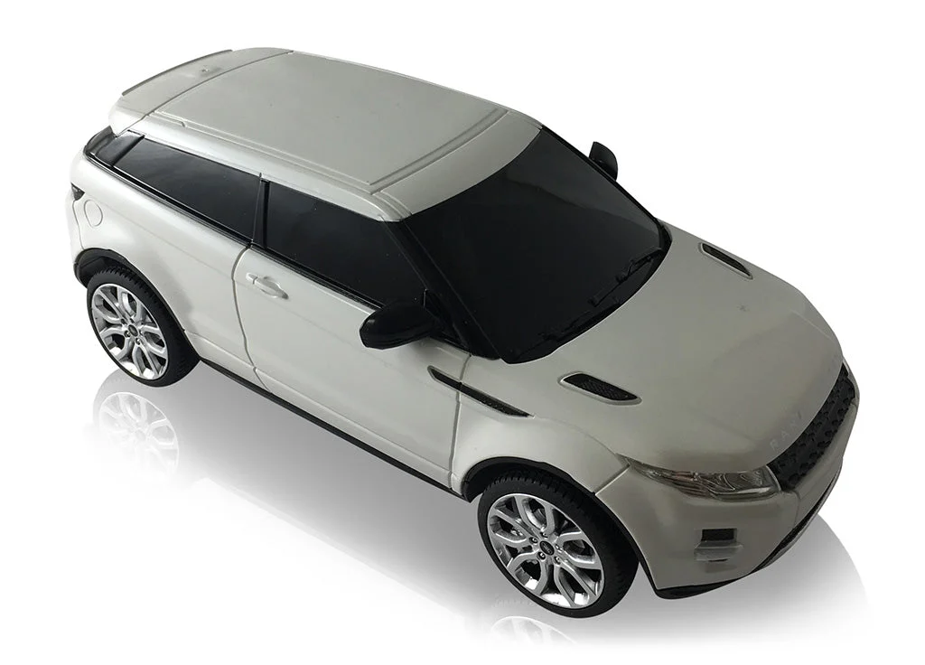 Land Rover Range Rover Evqoue (White) 1/24 Scale Radio Controlled Model Car - Rastar