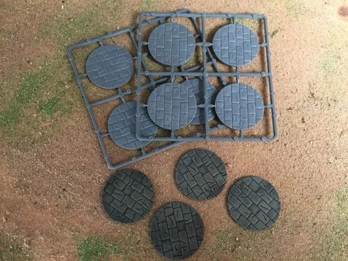 50 mm Round Paved Effect Plastic Bases (8) - Renedra Limited