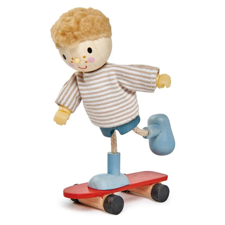 Edward and His Skateboard Wooden Figure Set - Tender Leaf Toys