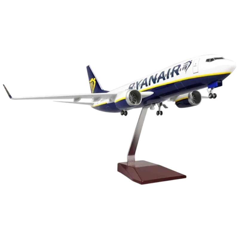 XL Ryanair Boeing 737 - AirModels