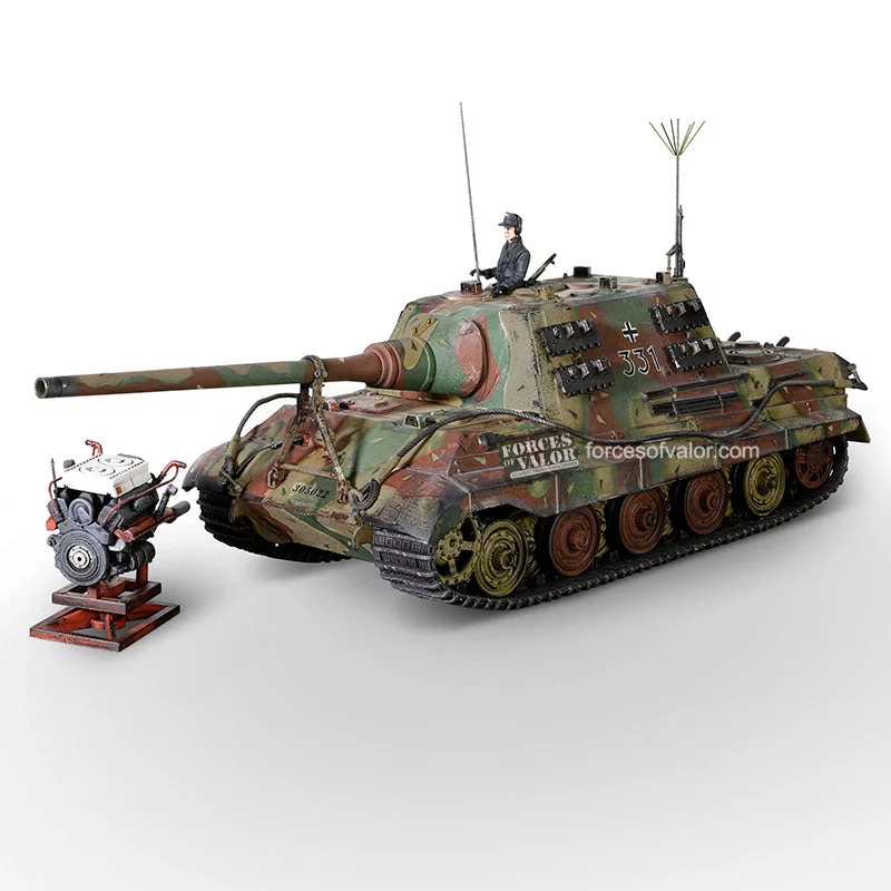 Sd.Kfz. 186 Jagdtiger German Heavy Tank Destroyer Henschel Suspension 1945, 1/32 Scale Model - Forces Of Valor