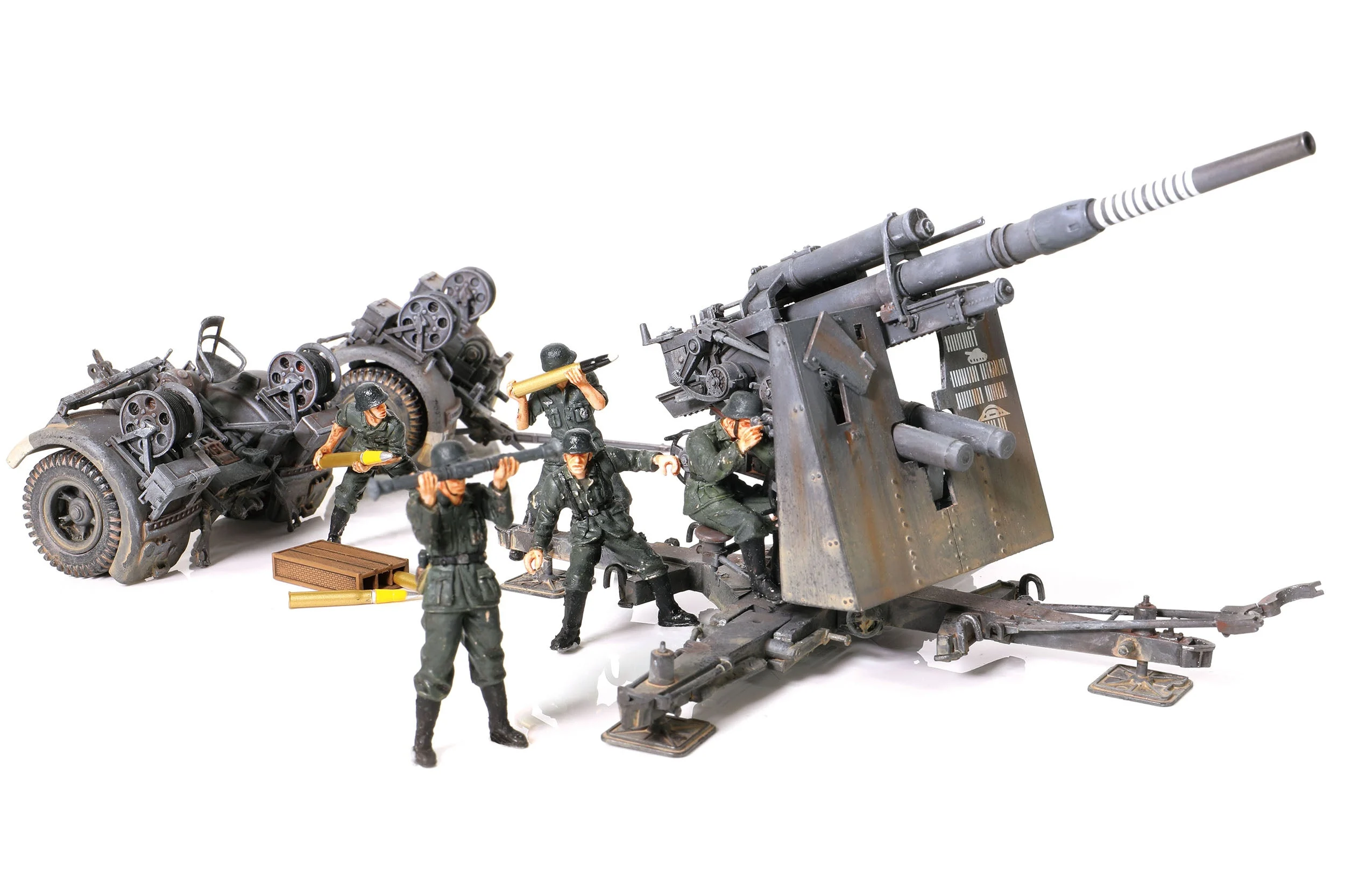 Krupp Flak 36 8.8 cm Anti-Aircraft Gun German Army Stalingrad 1943, 1:32 Scale Model