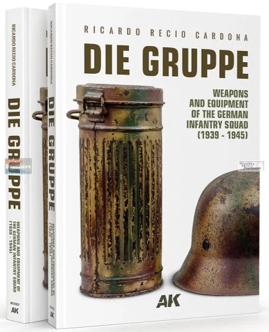 AKI130025 AK Interactive - Die Gruppe: Weapons and Equipment of the German Infantry Squad 1939-1945