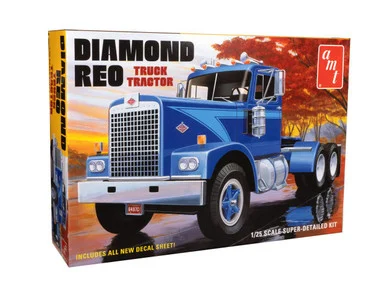 1/25 AMT Diamond Reo Truck Tractor Plastic Model Kit