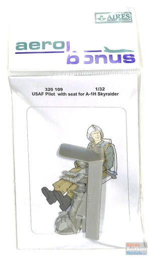 ARSAB320109 1:32 AeroBonus USAF Pilot with A-1H Skyraider Seat