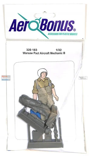 ARSAB320183 1:32 AeroBonus Warsaw Pact Aircraft Mechanic Figure B