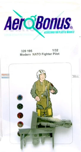 ARSAB320195 1:32 AeroBonus Modern NATO Fighter Pilot Figure #3