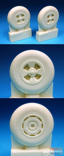 BARBR32124 1:32 BarracudaCast British 4-Slot 32" Mainwheels - Plain Tread