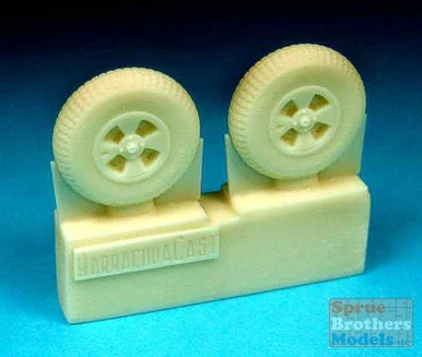 BARBR72222 1:72 BarracudaCast British 4-Slot 32" Wheels - Block Tread
