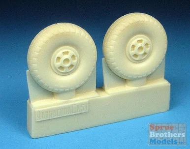 BARBR72248 1:72 BarracudaCast Beaufighter Early Wheels - Treaded