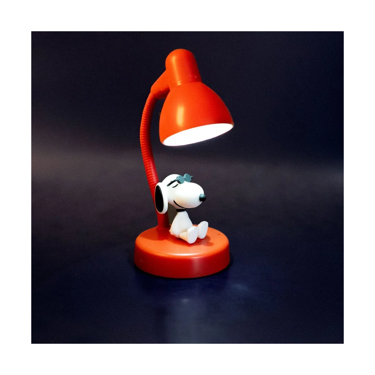 Peanuts - mini LED lamp with 11 cm Snoopy figure