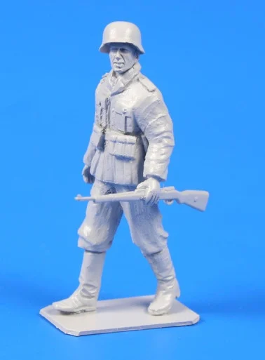1/48 CMK German WWII Soldier with mauser 98 Rifle Resin Figure Model Kit