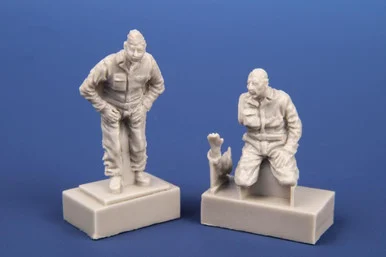 1/72 CMK German He 162A Mechanics (2 pcs.) Resin Figure Model Kit