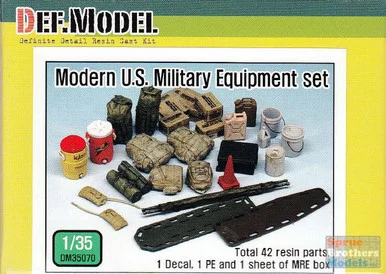 DEFDM35070 1:35 DEF Model Modern US Military Equipment Set