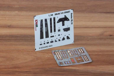 1/48 Eduard Hunter FR.10 SPACE