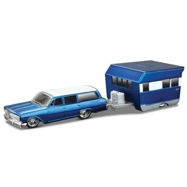 1962 Chevrolet Biscayne Wagon w/ Alameda Trailer (Blue) 1:64 Scale Diecast Model - Maisto