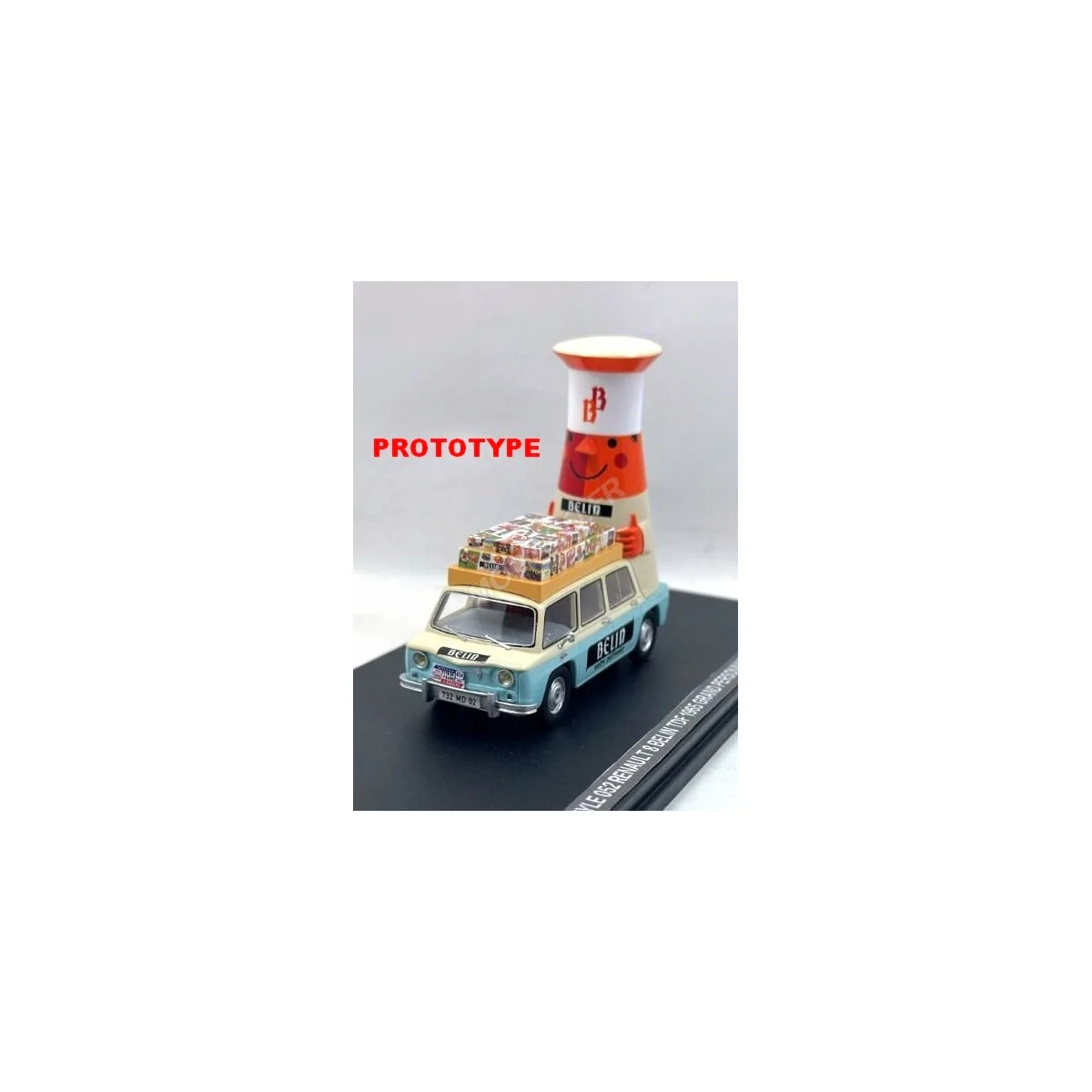 Renault 8 guerton "belin - tdf 1965" version n°1 with large figure Die cast
