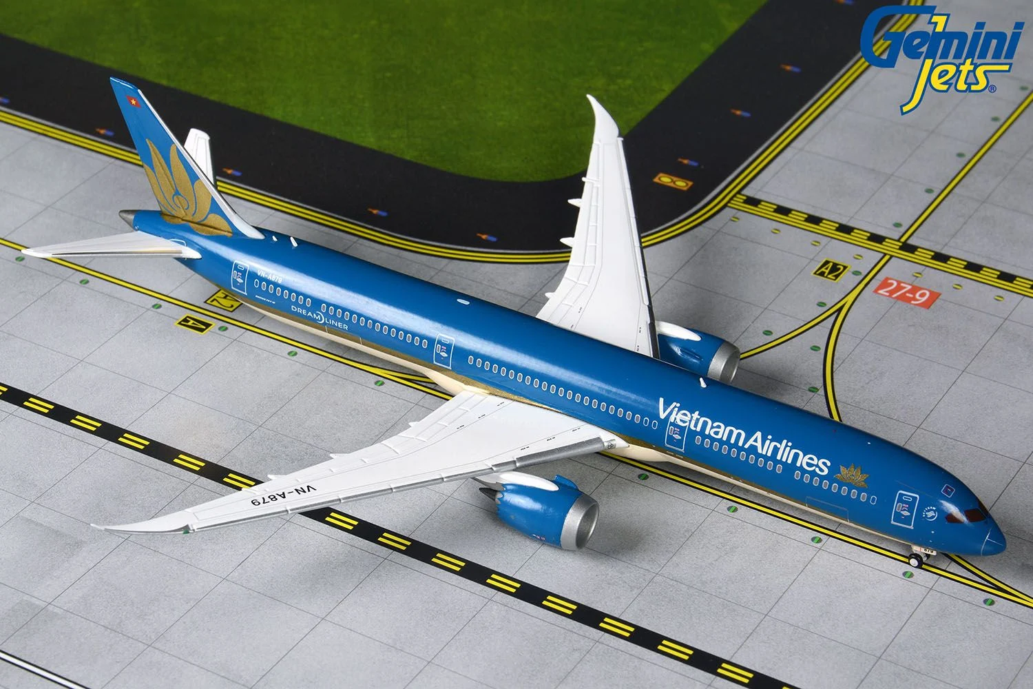 Boeing 787-10 Vietnam Airlines (VN-A879) 1:400 Scale Model