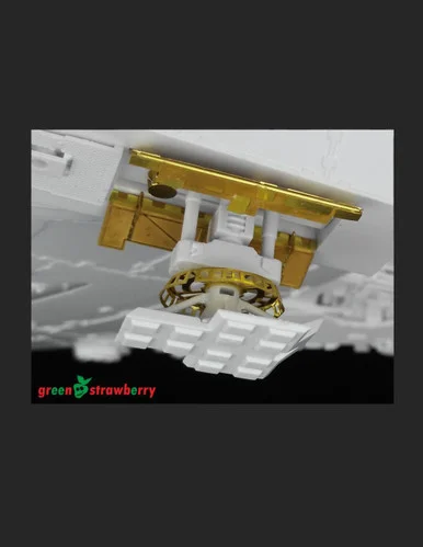 Green Strawberry 1/72 Scale YT-1300 Millennium Falcon - Landing Gears