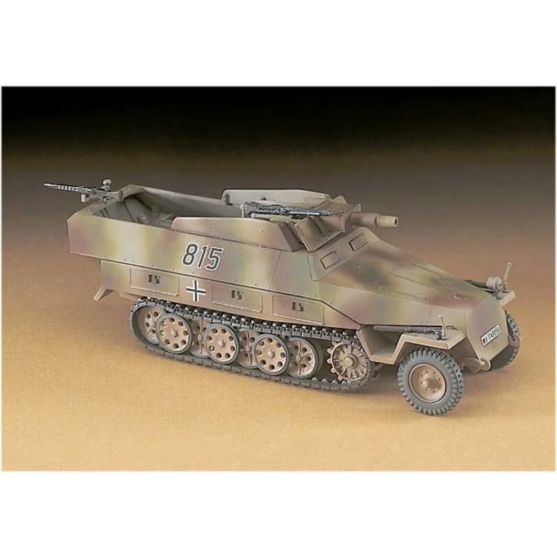 Sd.Kfz.251/9 'Stummel' Model kit - Hasegawa