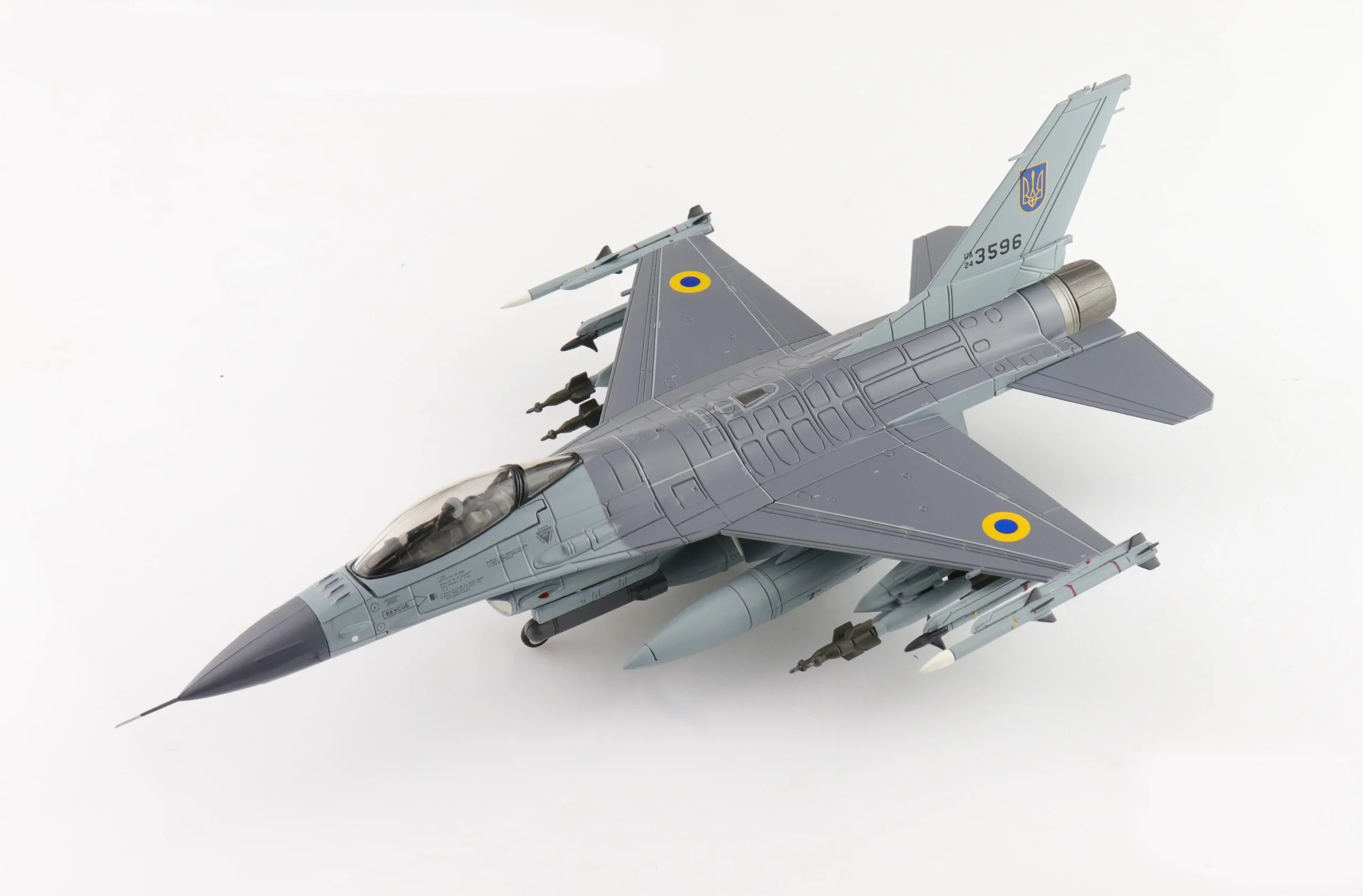 Hobby Master Lockheed Martin F-16AM “Ukrainian Air Force” UA24-3596 (PIDS+ Systems) 1:72 Scale Diecast Model