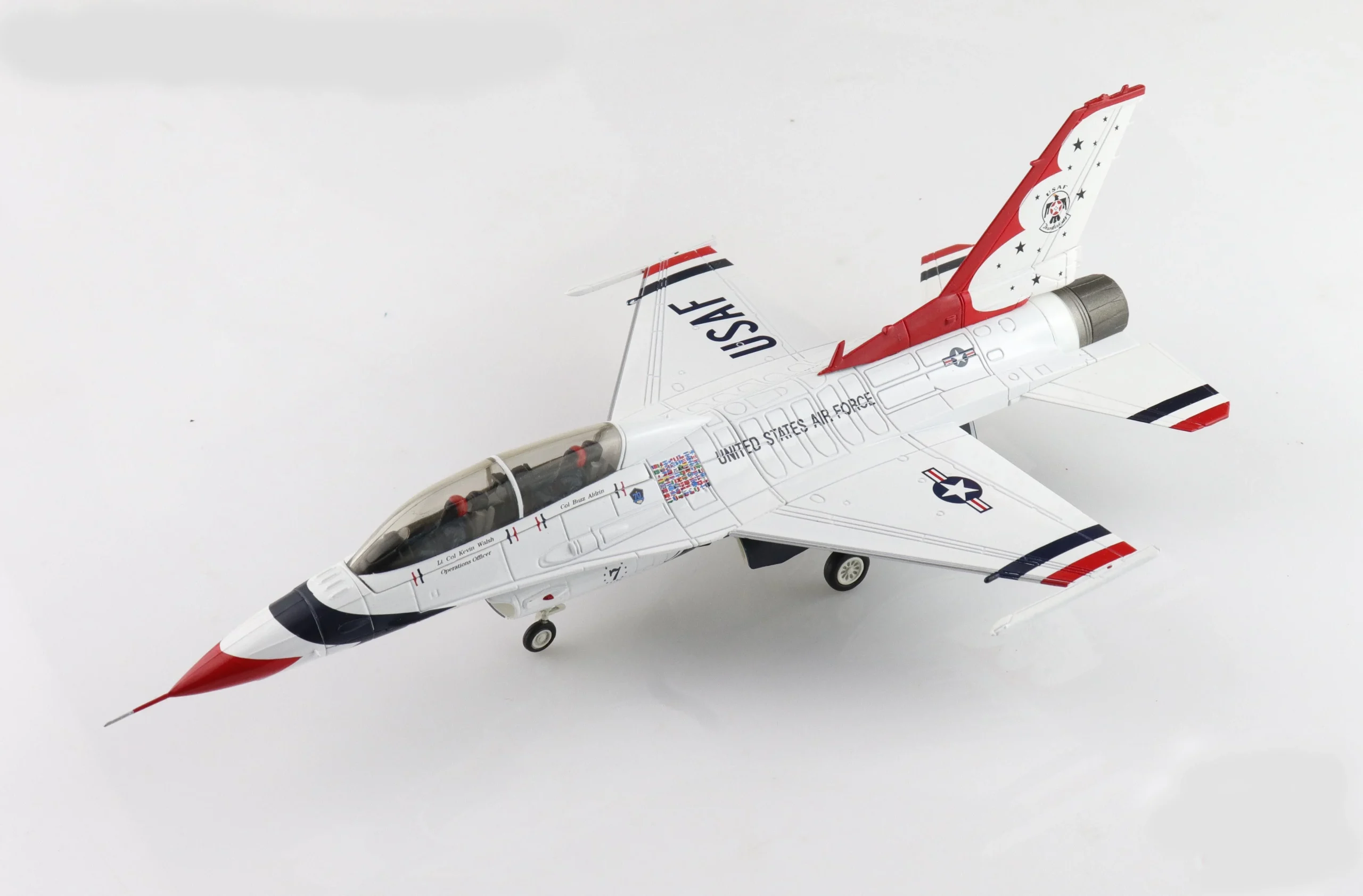 Hobby Master Lockheed Martin F-16D USAF Thunderbirds #7 (2017) 1:72 Scale Diecast Model