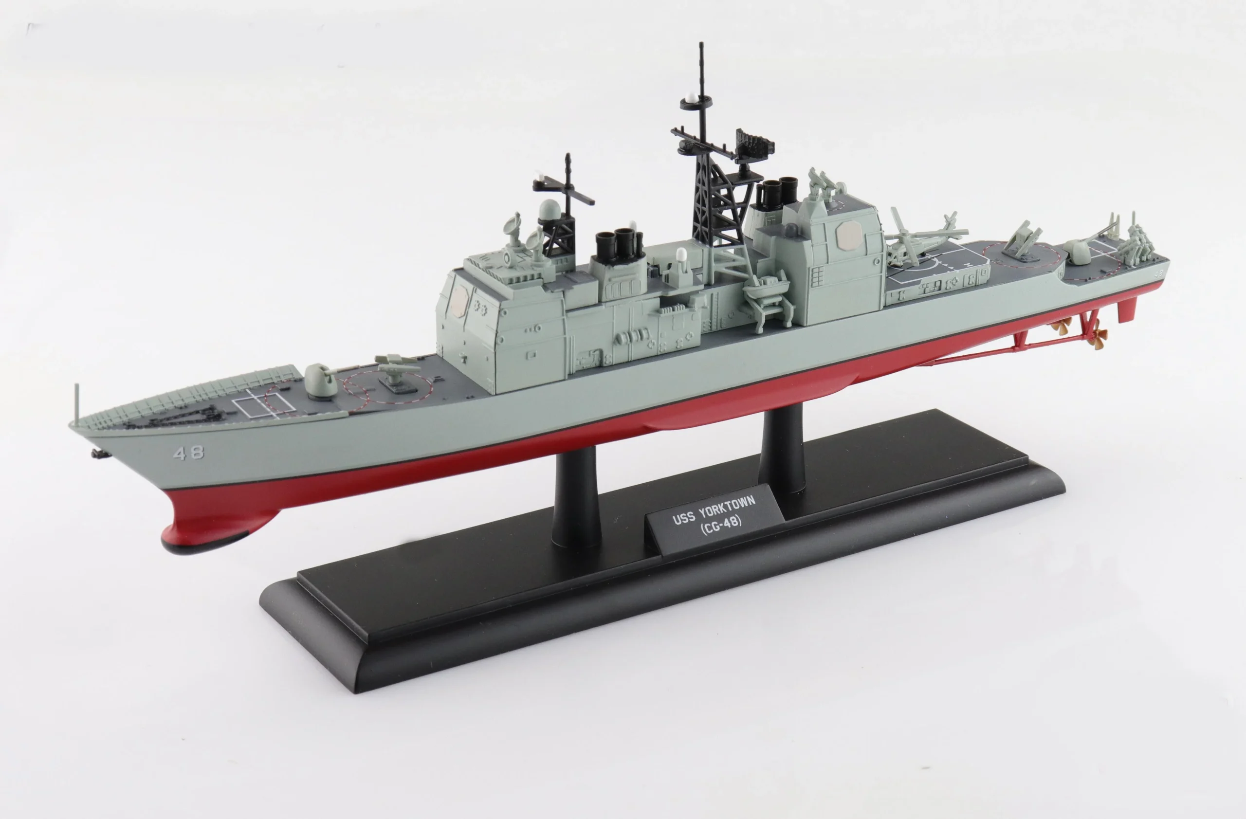 Hobby Master USS Yorktown (CG-48) 1:700 Scale Diecast Model