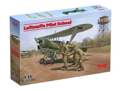 1/32 ICM Models Luftwaffe Pilot School Plastic Model Kit
