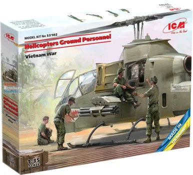 ICM53102 1:35 ICM Helicopters Ground Personnel Vietnam War Figure Set
