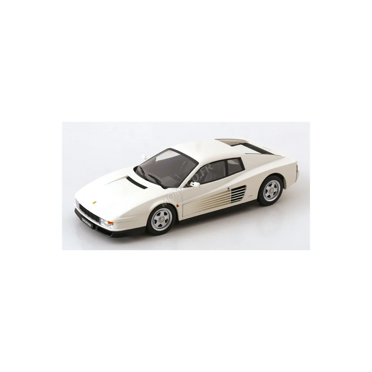 1986 White Ferrari Testarossa Die cast - KK-SCALE