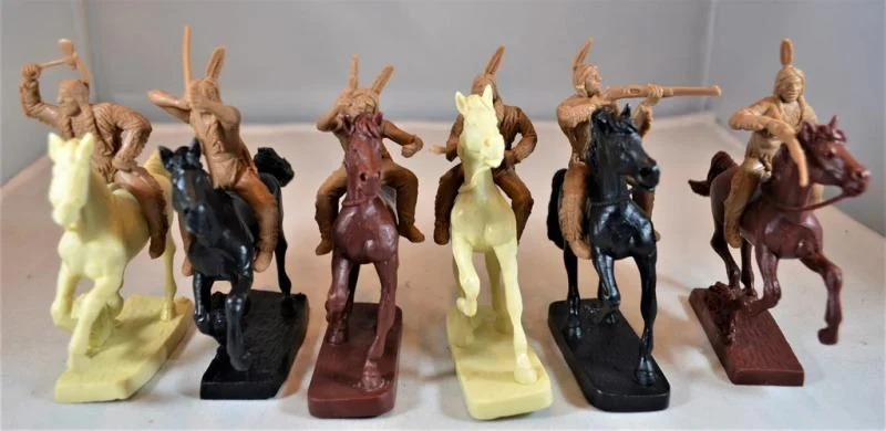 Mounted Plains Indian Warriors, 1/32 (54 mm) Scale Plastic Figures - TSSD