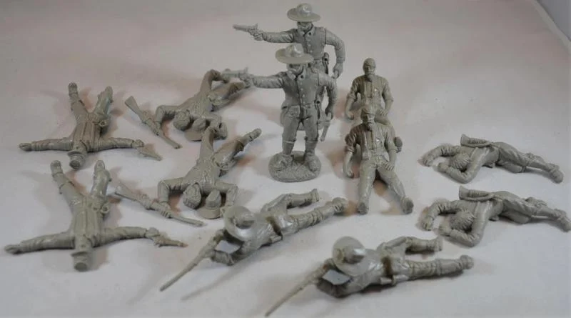 Dismounted U.S Cavalry with Casualties, 1/32 (54 mm) Scale Plastic Figures - TSSD