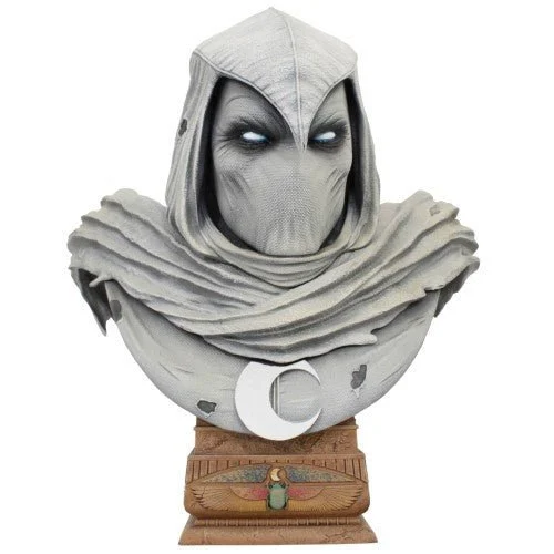 Marvel Legends In 3D Moon Knight 1/2 Scale Bust - Diamond Select