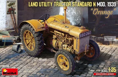 MIA38098 1:35 Miniart Land Utility Tractor Standard N Mod 1939 'Orange'