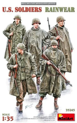 1/35 Miniart WWII US Soldiers in Rainwear (5)