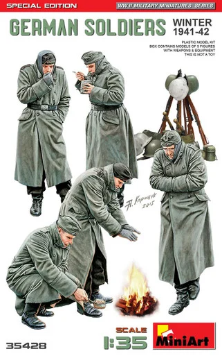 1/35 Miniart German Soldiers Winter 1941-42 Plastic Model Kit
