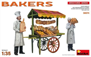 1/35 Miniart Bakers Figure Set