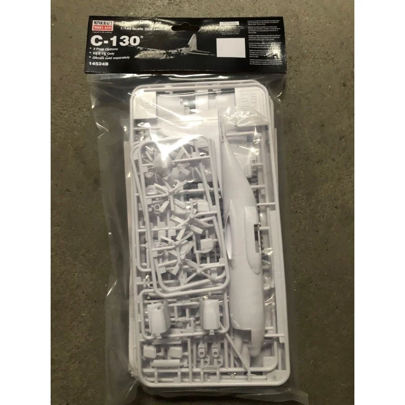 Lockheed C-130 Hercules C-130A/C-130E/C-130H/C-130J THIS IS A BAGGED KIT Model kit