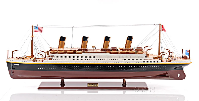 Old Modern Handicrafts RMS Titanic (Medium) – Fully Assembled Wooden Model Ship