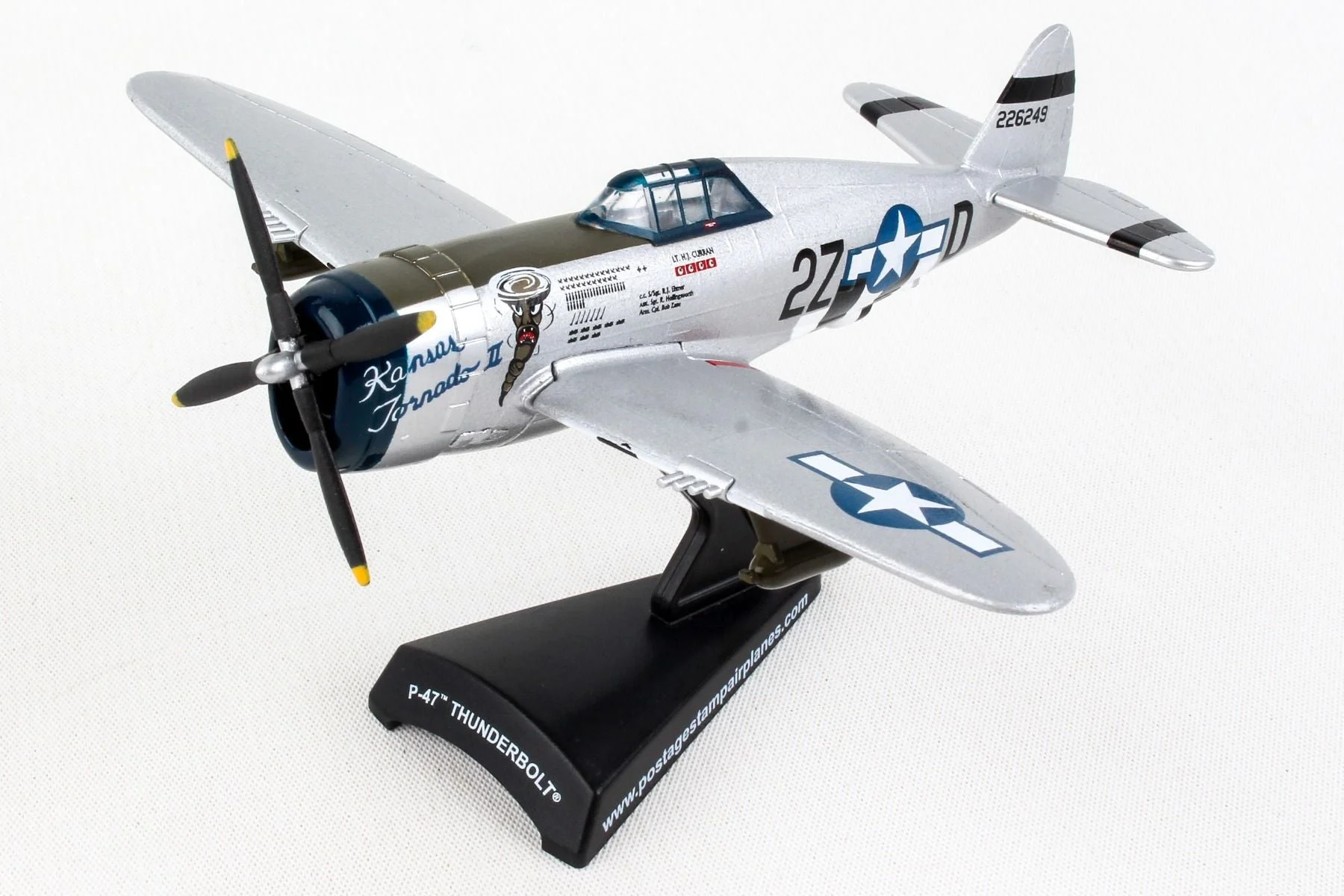 Republic P-47 Thunderbolt “Kansas Tornado II” 1/100 Scale Model