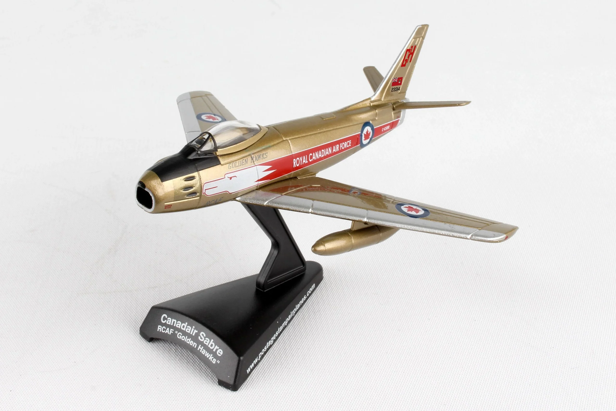 Canadair Sabre “Golden Hawks” Royal Canadian Air Force 1/110 Scale Model - Daron