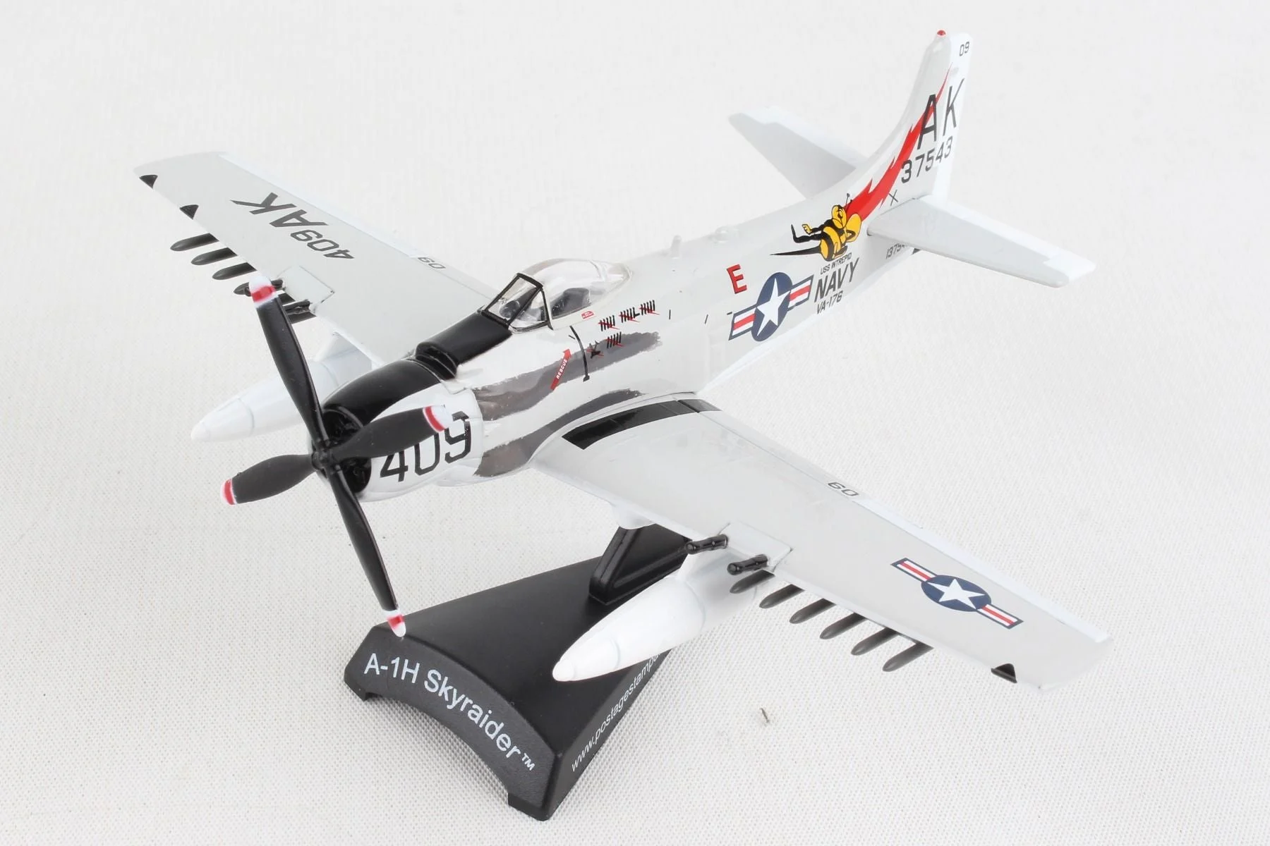 Douglas A-1 Skyraider U.S. Navy “Papoose Flight” 1/110 Scale Model