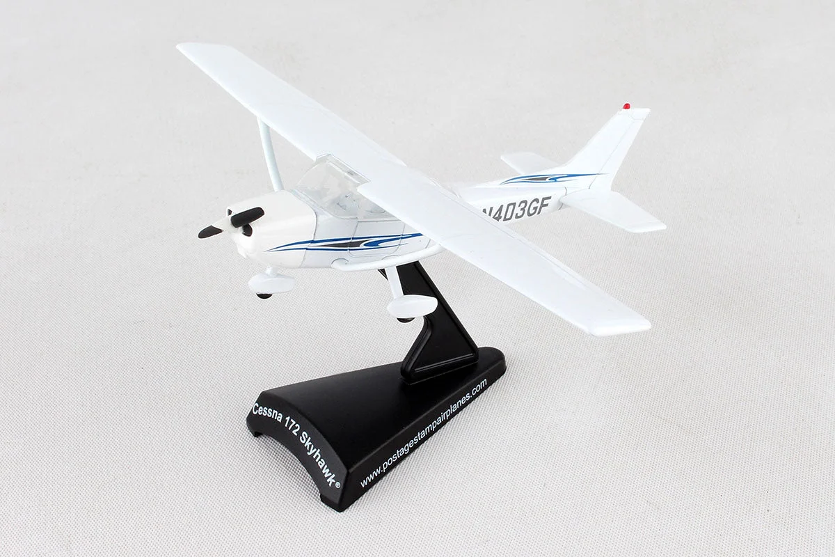 Cessna 172 Skyhawk 1:87 Scale Model - Daron