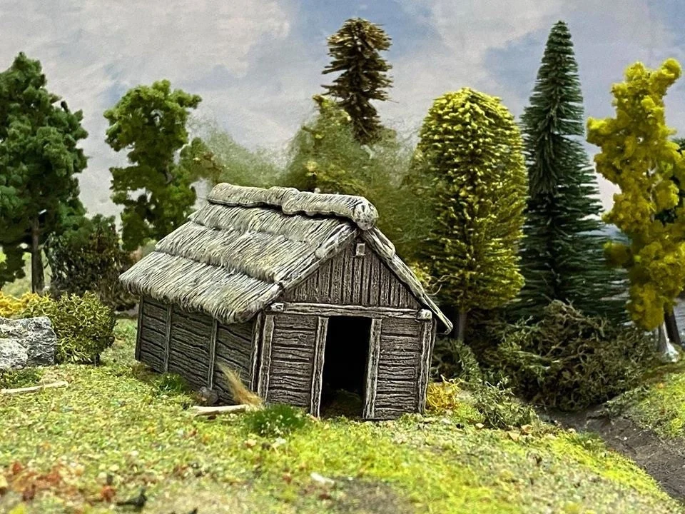 Renedra Timber Outbuilding – 28mm (1/56) Hard Plastic Wargaming Model Kit - Renedra Limited