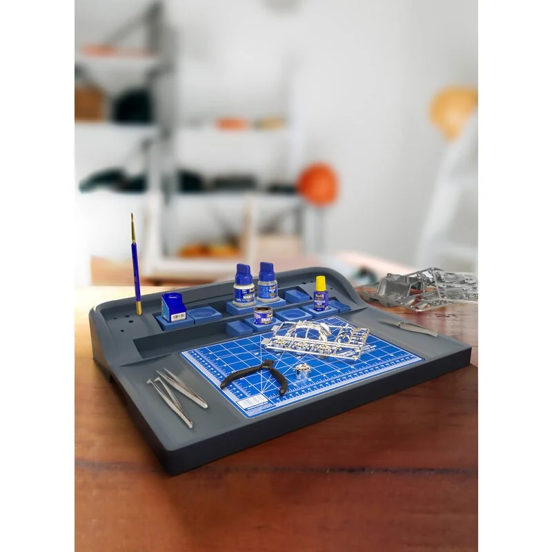 Working station - Revell