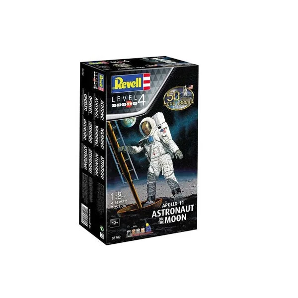 Apollo 11 Astronaut on the Moon, 1/8 Scale Model Kit - Revell Germany
