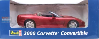 RMX850915 1:25 Revell 2000 Corvette Convertible [pre-finished/pre-painted]